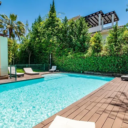 Luxury Beachside In Los Monteros Villa *