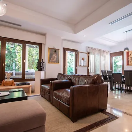 Luxury Beachside In Los Monteros Marbellac