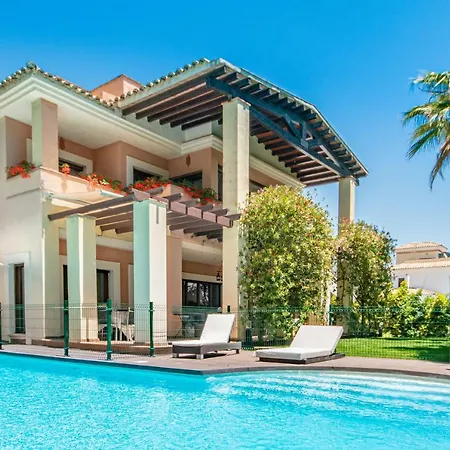 Luxury Beachside In Los Monteros Villa *