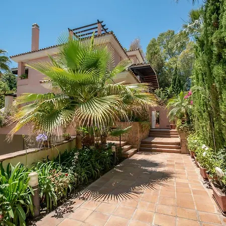 Luxury Beachside In Los Monteros